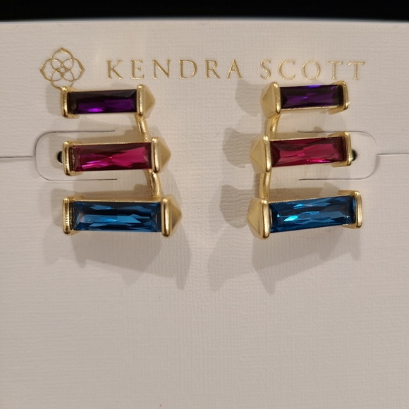 Kendra Scott Brooks Gold Earrings - Picture 3 of 4